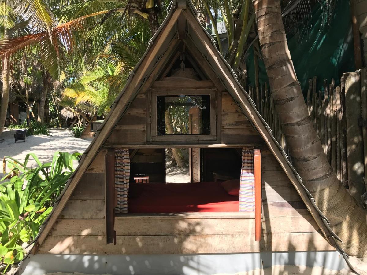 Chavez Eco Beach Camping And Cabanas ตูลุม ภายนอก รูปภาพ