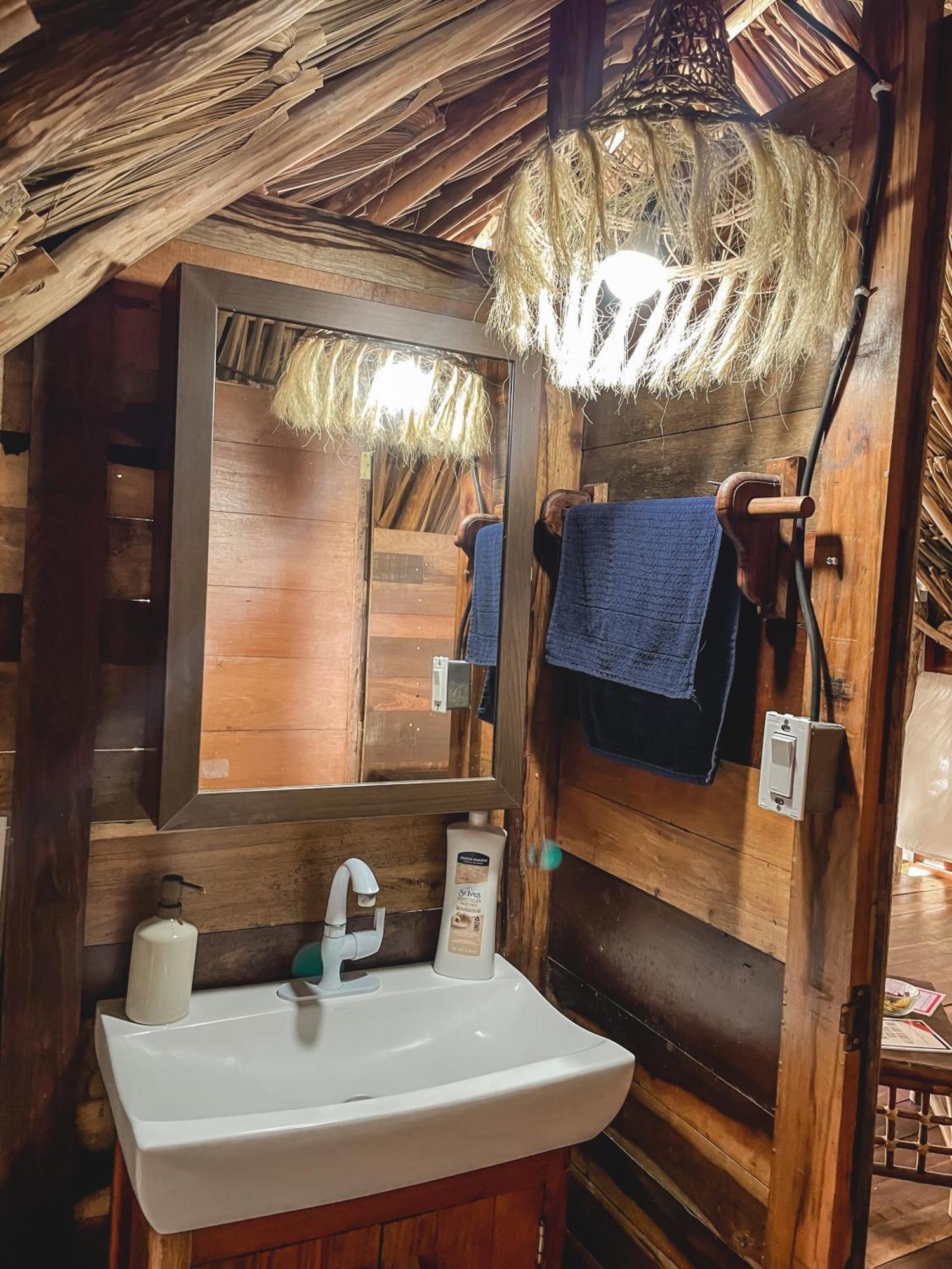 Chavez Eco Beach Camping And Cabanas ตูลุม ห้อง รูปภาพ